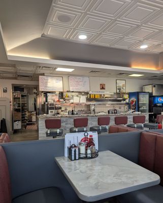 Double EE Restaurant by null
