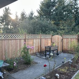 My new fence installed today by ERGEON.