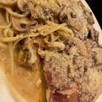 Ricado's Italian Restaurant - Italian Near Me - Aiea, Hawaii