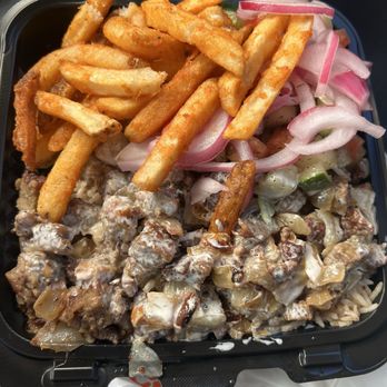 Halal Munchies - Lamb Over Rice - Middle Eastern Near Me - Berlin, Connecticut