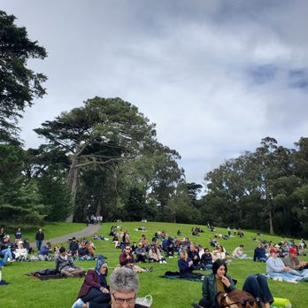 Robin Williams Meadow - Comedy Day 2024 (hippie hill) - Parks Near Me - San Francisco, California Robin Williams Meadow - Comedy Day 2024 (hippie hill) - Parks Near Me - San Francisco, California