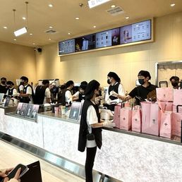 MOLLY TEA - Updated September 2025 - 1461 Photos & 1093 Reviews - 425 W