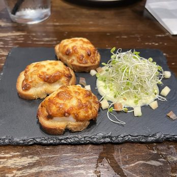 Tiny Pyramid - Baked Lobster (3 pieces) - Cafes Near Me - Honolulu, Hawaii Tiny Pyramid - Baked Lobster (3 pieces) - Cafes Near Me - Honolulu, Hawaii