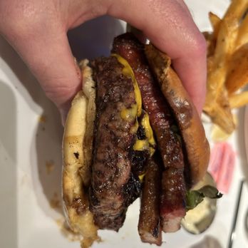 Perry's Steakhouse & Grille - Grapevine - Bacon slab burger - excellent - Seafood Near Me - Grapevine, Texas Perry's Steakhouse & Grille - Grapevine - Bacon slab burger - excellent - Seafood Near Me - Grapevine, Texas