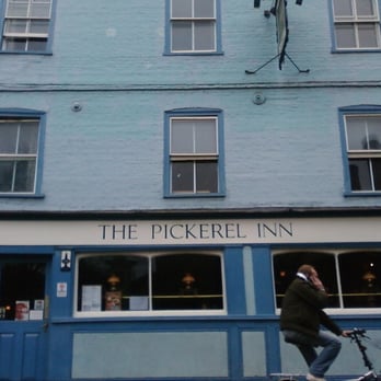 Pickerel Inn - Pubs Near Me - Cambridge, CAM