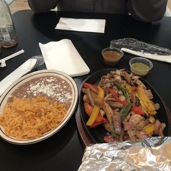 Cocuyo’s Restaurant - Mexican Near Me - Soledad, California