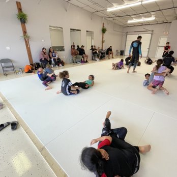 Free World Jiu Jitsu - Brazilian Jiu-jitsu Near Me - Pflugerville, Texas Free World Jiu Jitsu - Brazilian Jiu-jitsu Near Me - Pflugerville, Texas