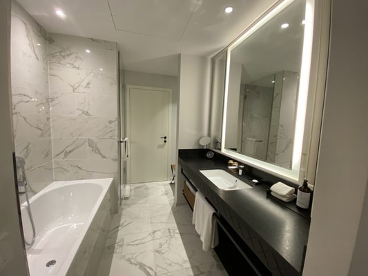 Andaz Vienna Am Belvedere, by Hyatt by null