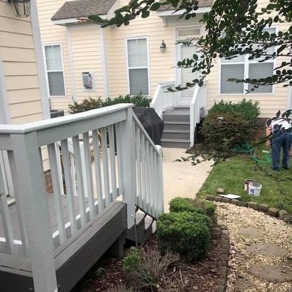 Slide of Vanegas Handyman