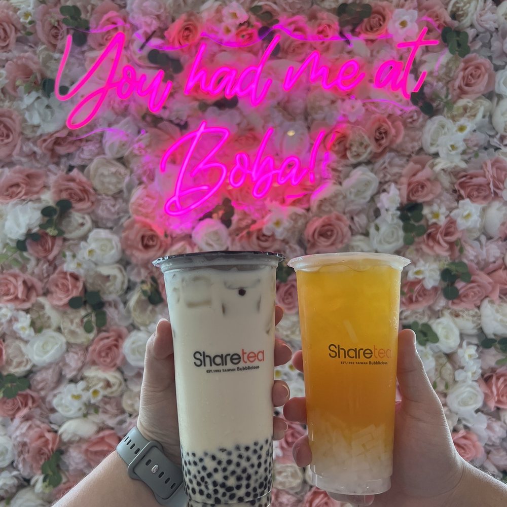 Classic Pearl Green Milk Tea (less ice, 30% sweet), Mango and Passionfruit Tea with Lychee Jelly (regular ice, 50% sweet)