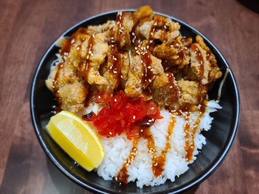 Zuru Zuru Ramen and Donburi by null