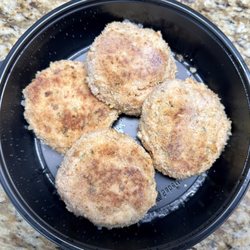 Republic Food Enterprise Center - Salmon patties (frozen)