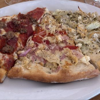 Sally O'Neal's Pizza Hotline - Pizza Near Me - Tampa, Florida Sally O'Neal's Pizza Hotline - Pizza Near Me - Tampa, Florida