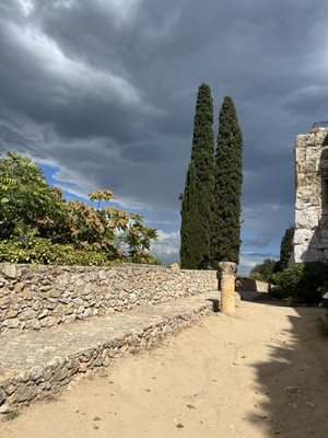 Passeig Arqueològic by null