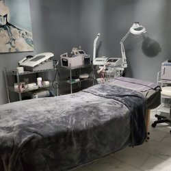 Essentials Massage and Facials of Clearwater
