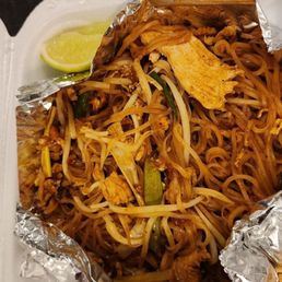 Pad thai Pad thai