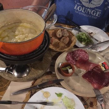 Pain Vin Fromages - Fondue Near Me - Paris, 75 Pain Vin Fromages - Fondue Near Me - Paris, 75