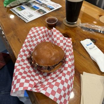 Smokin Oak BBQ - Brisket sandwich - Barbeque Near Me - Mariposa, California Smokin Oak BBQ - Brisket sandwich - Barbeque Near Me - Mariposa, California