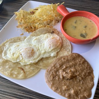 Cantina La Coa - Huevos Rancheros Breakfast - Burgers Near Me - El Paso, Texas