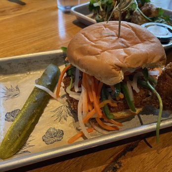 Loro Asian Smokehouse & Bar - Sandwich - Smokehouse Near Me - Austin, Texas