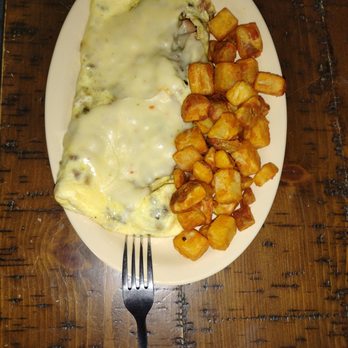 Vols Diner 2 - Kitchen sink omelette with seasoned potatoes - Diners Near Me - Jacksboro, Tennessee Vols Diner 2 - Kitchen sink omelette with seasoned potatoes - Diners Near Me - Jacksboro, Tennessee