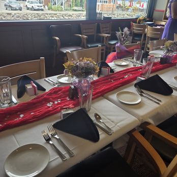 Harbor Lights - Table in banquet room - Seafood Near Me - Tacoma, Washington