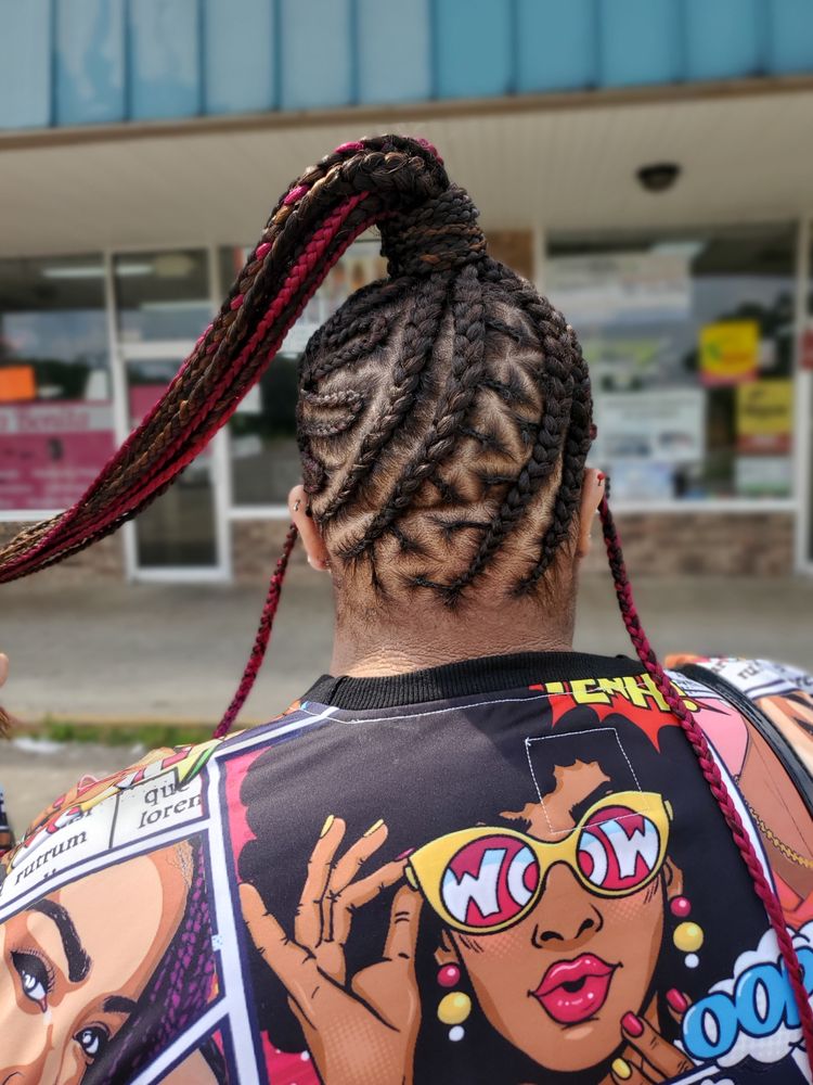 Photos of DOLLY WIGS AND HAIR BRAIDING Updated August 2024 Request