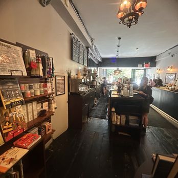 Book Club Bar - Bookstores Near Me - New York, New York