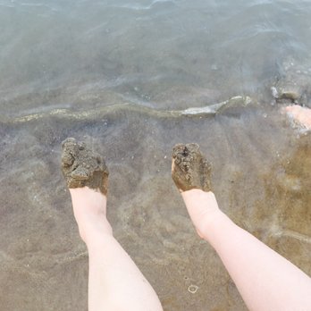 Bluffer's Beach - The sand - Beaches Near Me - Toronto, Ontario