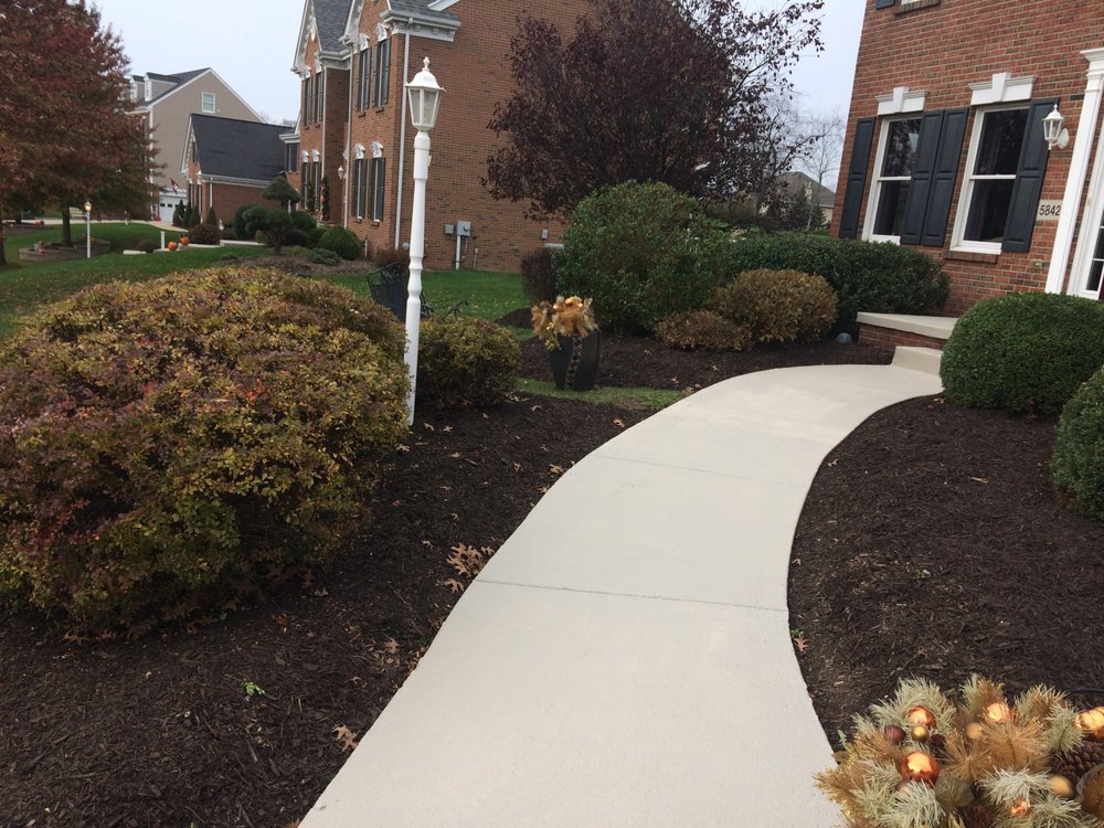 Slide of Four Rivers Contracting