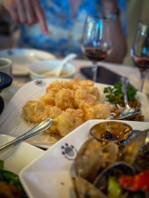 Hong Kong East Ocean Seafood Restaurant by null