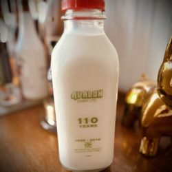 Old Farmhouse Kitchen - 3.25 milk fat ... very creamy & rich!