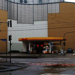 Shell Station