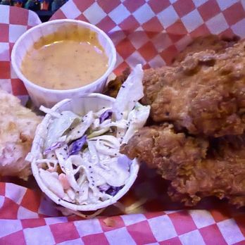 Old Pal Bar Texas Tavern - Chicken strips - American Near Me - Lockhart, Texas Old Pal Bar Texas Tavern - Chicken strips - American Near Me - Lockhart, Texas