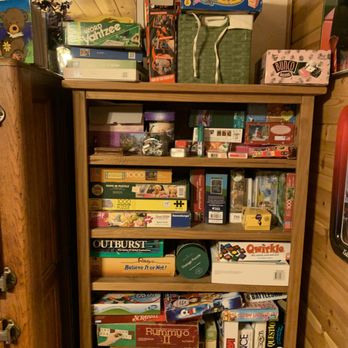 Fireside Lodge - Board games available to use. They also have DVD's and a popcorn machine! - Hotels Near Me - South Lake Tahoe, California Fireside Lodge - Board games available to use. They also have DVD's and a popcorn machine! - Hotels Near Me - South Lake Tahoe, California