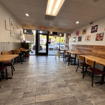 U Coco Tea - Seating - Bubble Tea Near Me - Sacramento, California U Coco Tea - Seating - Bubble Tea Near Me - Sacramento, California
