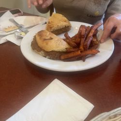 Joey's Lafayette - Pulled pork sandwich with sweet potato fries
