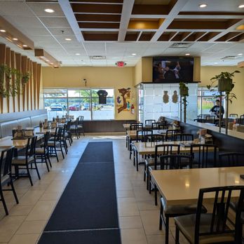 Little Saigon 88 - Seating - Vietnamese Near Me - Oakville, Ontario Little Saigon 88 - Seating - Vietnamese Near Me - Oakville, Ontario