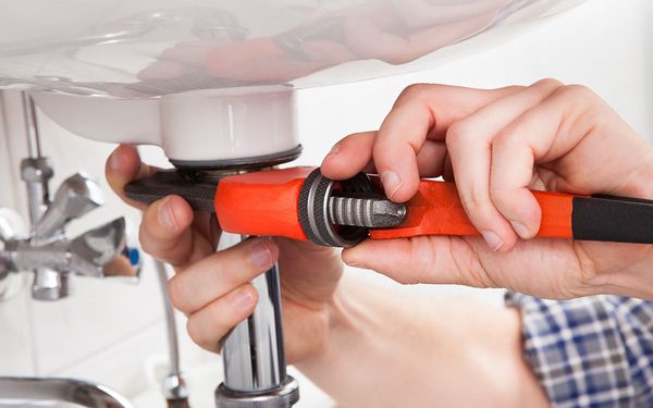 Schlosser & Associates Mechanical Contractors Logo