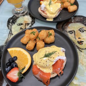Café Portrait - Cafes Near Me - Vancouver, British Columbia Café Portrait - Cafes Near Me - Vancouver, British Columbia