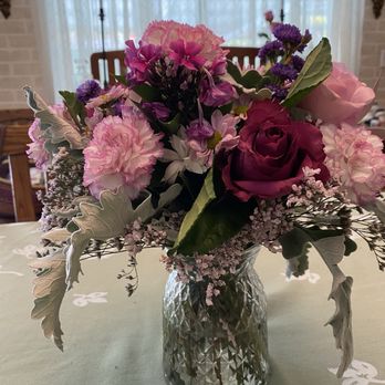 Dolly's Florist - Florists Near Me - Miami, Florida
