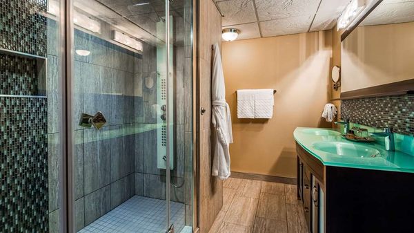 Best Western Plus NorWester Hotel & Conference Centre by null