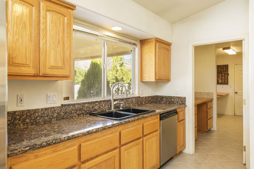 GLEN REALTY Updated August 2024 55709 29 Palms Hwy, Yucca Valley