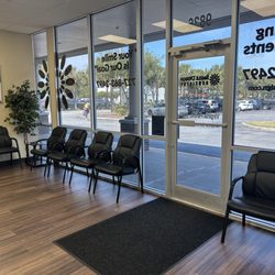 Smile Design Golden Acres - Waiting area, Smile Design Golden Acres. Dentist in New Port Richey, FL.