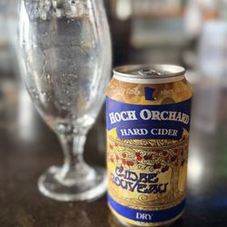 Pearl Street Brewery - local hard cider can