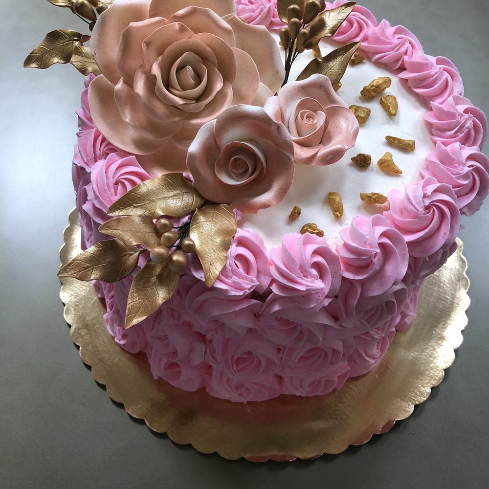 Chantel's Bakery - Custom yellow cake - Cupcakes Near Me - Sterling, Virginia Chantel's Bakery - Custom yellow cake - Cupcakes Near Me - Sterling, Virginia
