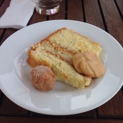 Flor de Anis - Bolo de churros! E o melhor: foi de graça!