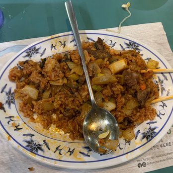 Hae Woon Dae BBQ koreanbarbecue.com - kimchi fried rice beef - Korean Near Me - Doraville, Georgia