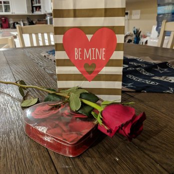 TL Nails And Spa - This place is wonderful. They gifted me with a rose and chocolates for coming in on Valentine's day. So sweet! - Nail Salons Near Me - Puyallup, Washington TL Nails And Spa - This place is wonderful. They gifted me with a rose and chocolates for coming in on Valentine's day. So sweet! - Nail Salons Near Me - Puyallup, Washington