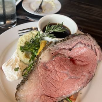 Cliff Dining Pub - Ribeye - Sushi Bars Near Me - Draper, Utah Cliff Dining Pub - Ribeye - Sushi Bars Near Me - Draper, Utah